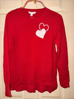 Time and Tru Red Crewneck Sweater with White Heart